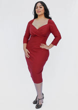 Load image into Gallery viewer, Fitted Burgundy Bodycon Dress